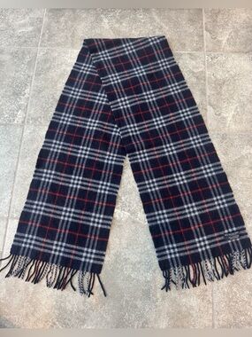 Burberry navy plaid Scarf authentic pre owned